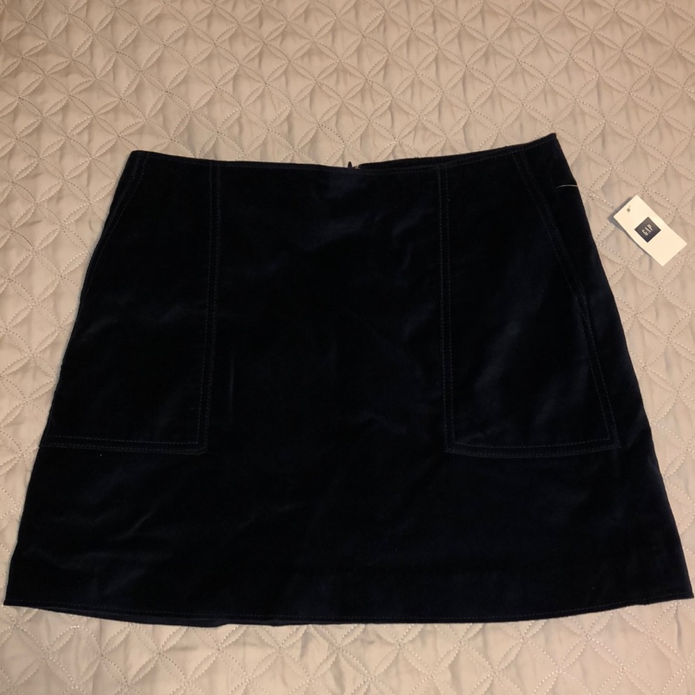 GAP navy velvet skirt